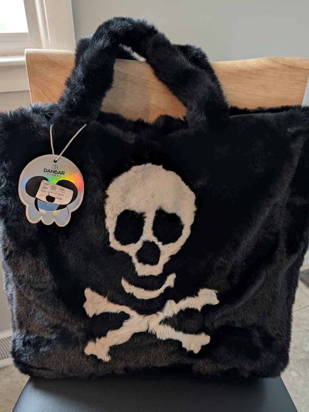 Danbar Faux Fur Skull Bag NWT